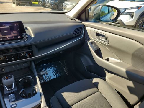 Certified 2024 Nissan Rogue S image 16