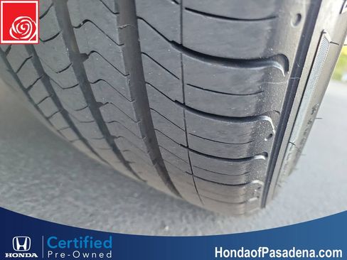 Certified 2025 Honda Civic Sport image 30
