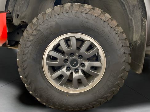 Used 2010 Ford F150 Raptor AWD/4WD image 21
