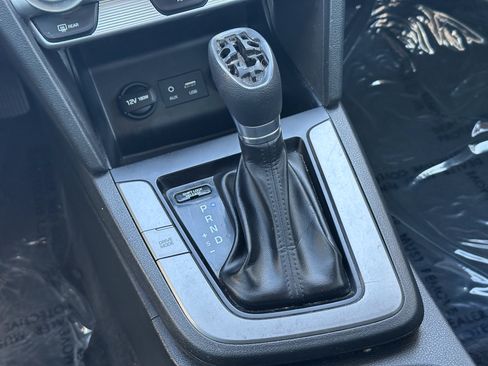 Used 2019 Hyundai Elantra SEL w/ Cargo Package FWD image 18