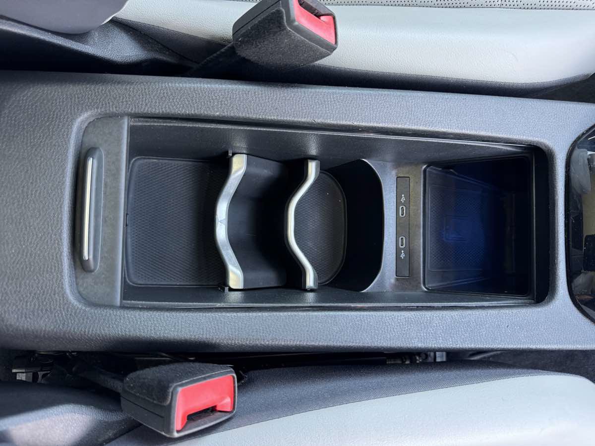 Used 2022 Volkswagen ID.4 Pro S w/ Gradient Package RWD image 19