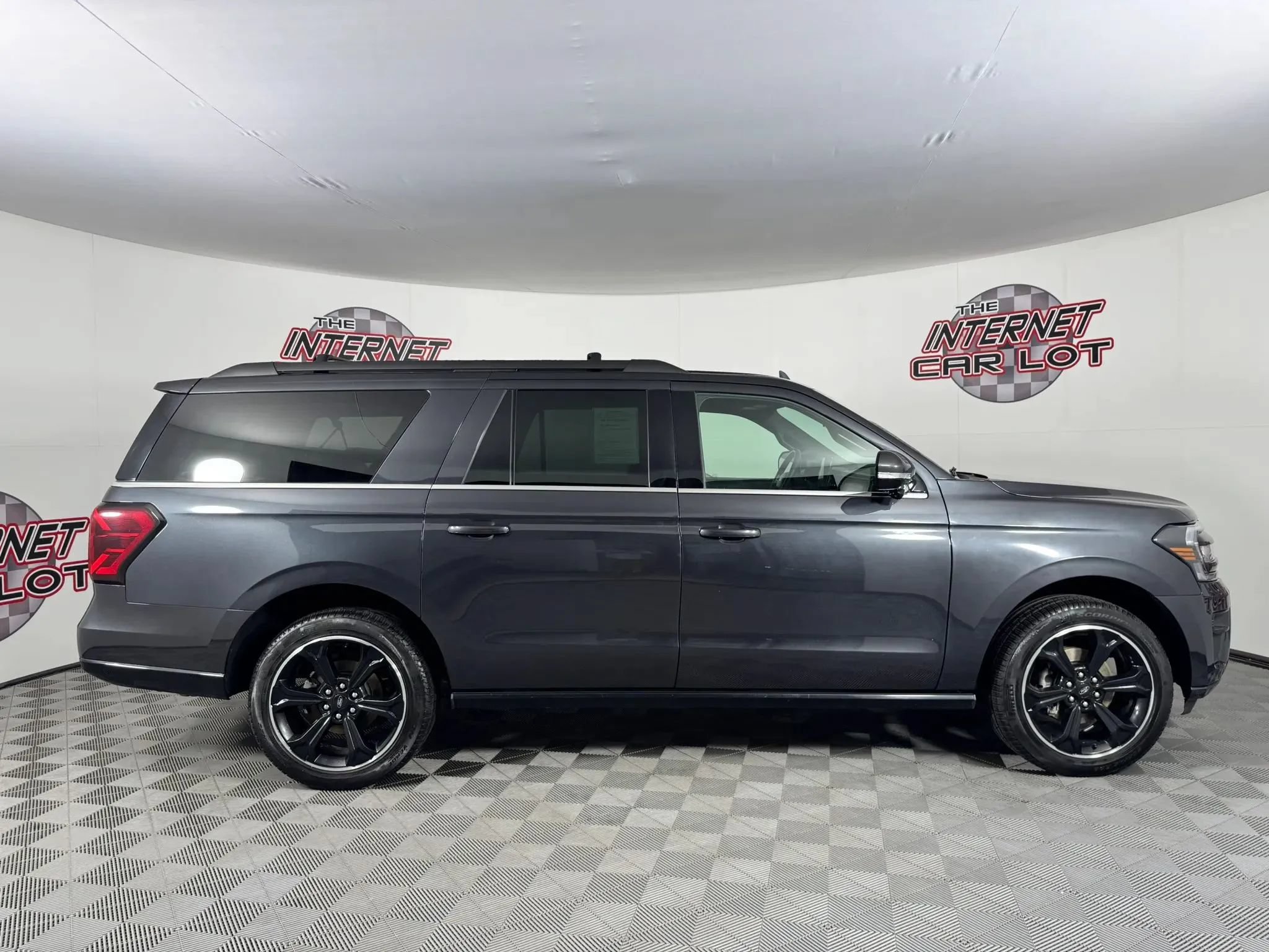 Used 2024 Ford Expedition Max Limited AWD/4WD image 8