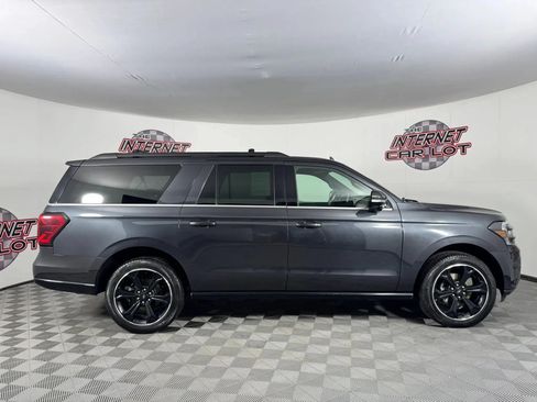 Used 2024 Ford Expedition Max Limited AWD/4WD image 8