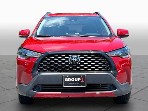 Used 2022 Toyota Corolla Cross LE w/ Moonroof Package FWD image 4
