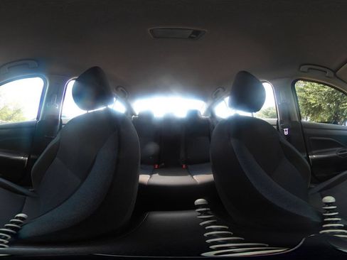 Used 2025 Nissan Versa SV FWD image 40