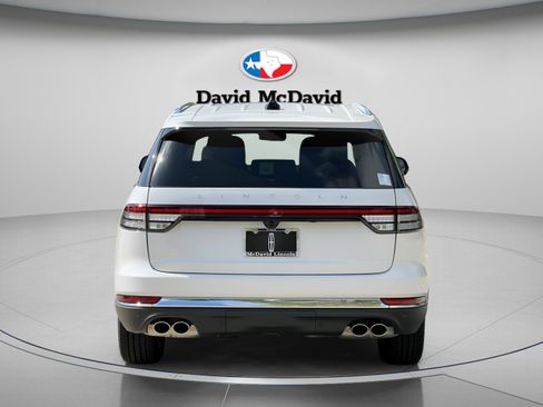 New 2026 Lincoln Aviator 2WD image 6