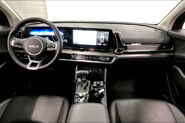 Used 2025 Kia Sportage SX FWD image 18