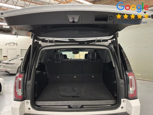 Used 2019 GMC Yukon XL Denali w/ Denali Ultimate Package AWD/4WD image 17