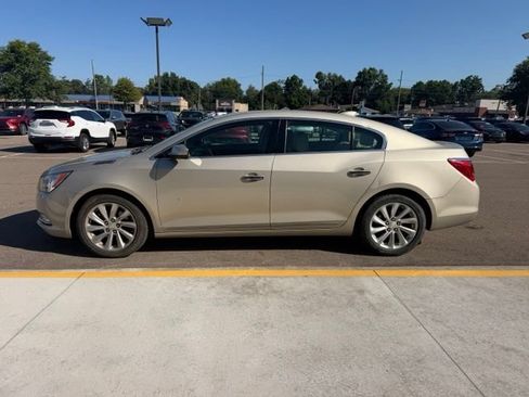 Used 2015 Buick LaCrosse FWD image 10