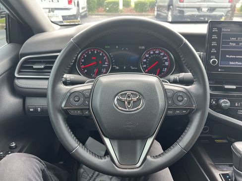 Used 2022 Toyota Camry XSE w/ Carpet Mat Package (TMS) FWD image 18