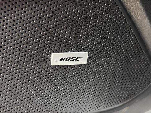 Used 2018 Chevrolet Camaro ZL1 RWD image 15
