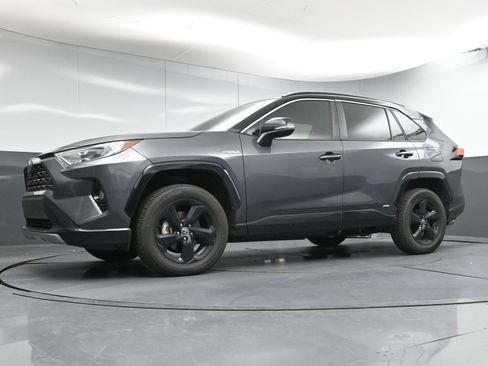 Used 2021 Toyota RAV4 XSE image 23