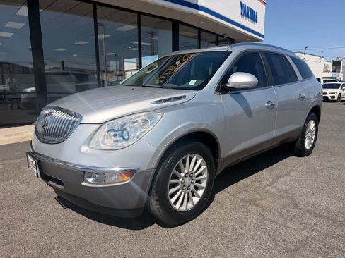 Used 2010 Buick Enclave CXL AWD/4WD image 1