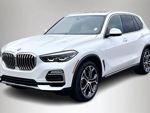 Used 2021 BMW X5 sDrive40i w/ Premium Package 2 image 2