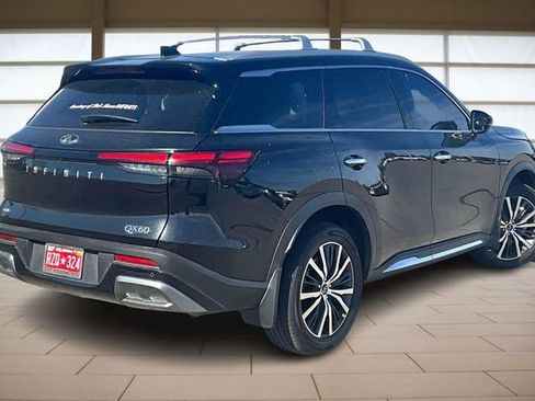 Used 2025 INFINITI QX60 Sensory w/ Vision Package image 2