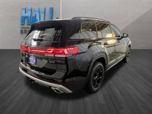 New 2026 Volkswagen Atlas Peak Edition AWD/4WD image 5