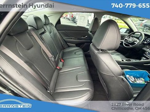 Used 2025 Hyundai Elantra Limited FWD image 19