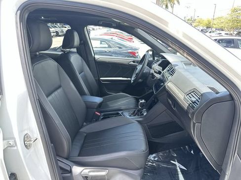 Used 2023 Volkswagen Tiguan SE R-Line FWD image 29