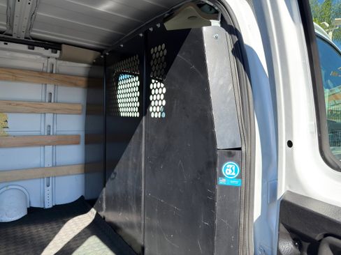 Used 2024 GMC Savana 2500 w/ Driver Convenience Package image 13