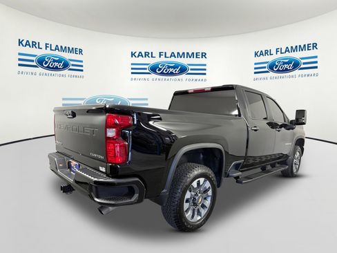 Used 2025 Chevrolet Silverado 2500 Custom w/ Custom Value Package AWD/4WD image 3