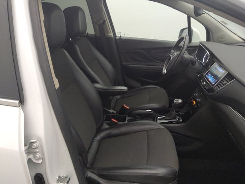Used 2020 Buick Encore Preferred FWD image 21