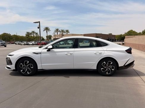 Used 2025 Hyundai Sonata SEL FWD image 10