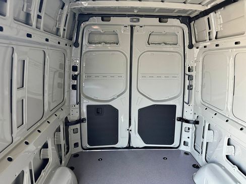 New 2026 Mercedes-Benz Sprinter 2500 image 21