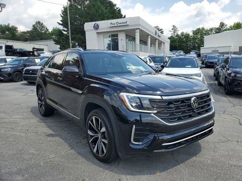 Certified 2025 Volkswagen Atlas Cross Sport SEL Premium R-Line AWD/4WD image 3