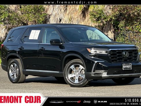 Used 2025 Honda Pilot EX-L image 1