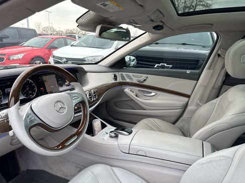Used 2015 Mercedes-Benz S 550 4MATIC Sedan image 8
