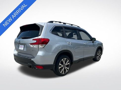 Used 2020 Subaru Forester Limited w/ Popular Package #3 AWD/4WD image 3