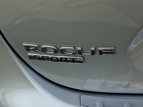 Used 2020 Nissan Rogue Sport SL w/ Premium Package AWD/4WD image 32