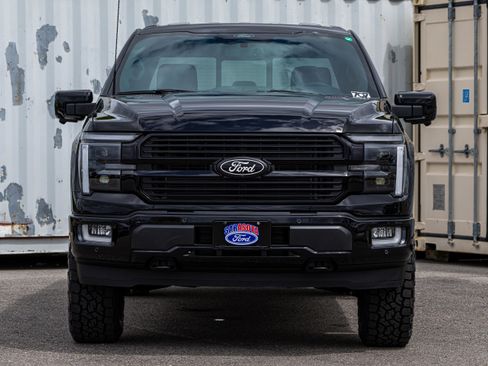 New 2025 Ford F150 Platinum AWD/4WD image 9