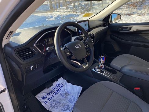 Certified 2022 Ford Escape SE w/ Convenience Package image 18