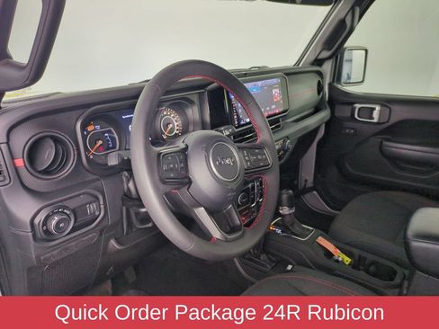 Used 2024 Jeep Wrangler Unlimited Rubicon w/ XTREMEE 35" Tire Package AWD/4WD image 13