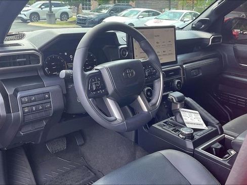 Used 2025 Toyota 4Runner Limited AWD/4WD image 14