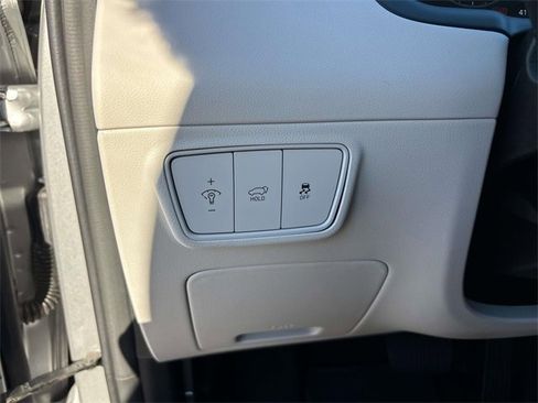 Certified 2022 Hyundai Tucson Limited image 19