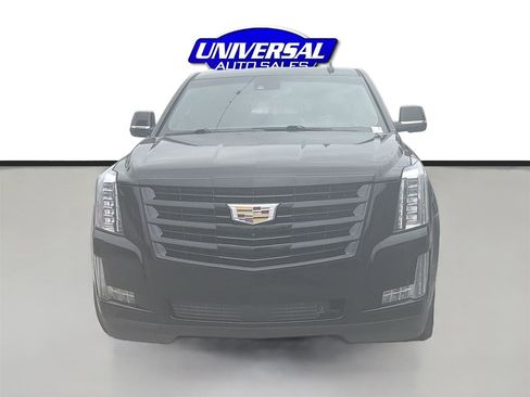 Used 2016 Cadillac Escalade ESV Platinum image 2