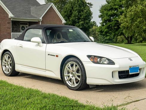 Used 2004 Honda S2000 image 20