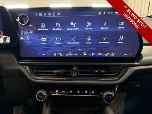 Used 2024 Chevrolet Equinox EV RS w/ LPO, Trailering Package FWD image 25