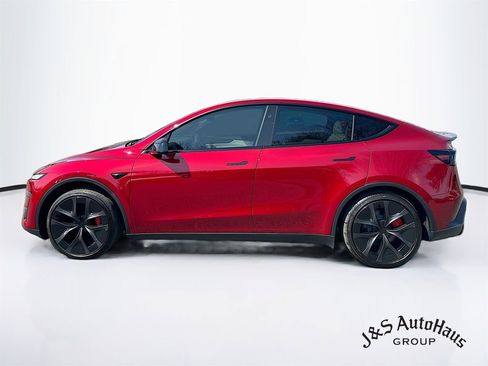 Used 2026 Tesla Model Y Performance AWD/4WD image 4