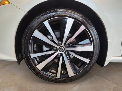 Used 2020 Nissan Altima 2.5 SR image 26