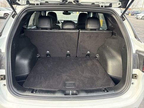 Used 2024 Jeep Compass Trailhawk image 7
