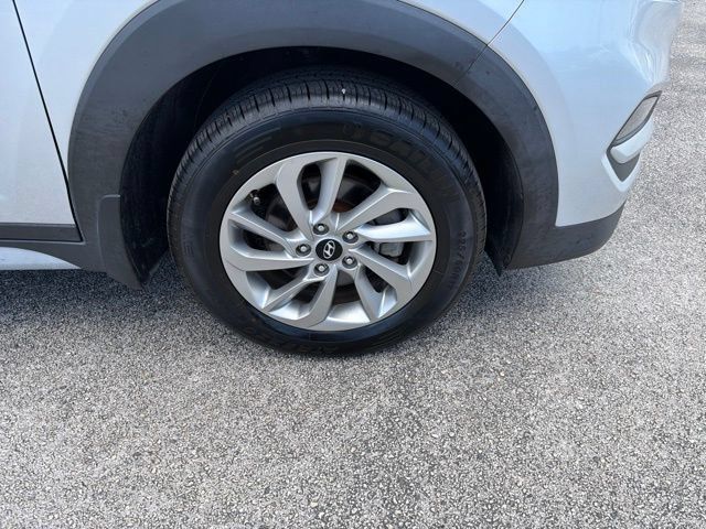 Used 2018 Hyundai Tucson SEL w/ Cargo Package FWD image 11