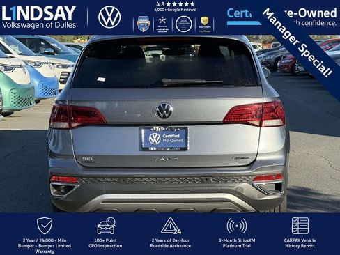 Certified 2022 Volkswagen Taos SEL w/ Panoramic Sunroof Package image 6