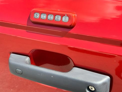 Used 2023 Ford Bronco Wildtrak AWD/4WD image 44