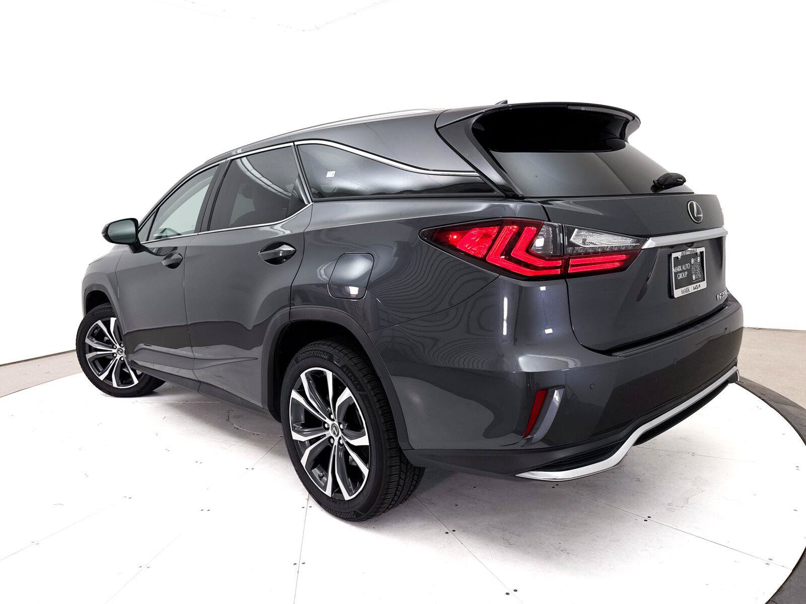 Used 2022 Lexus RX 350L FWD w/ Premium Package image 2