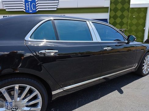 Used 2017 Bentley Mulsanne RWD image 9