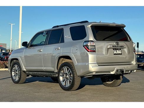 Used 2022 Toyota 4Runner TRD Sport image 6