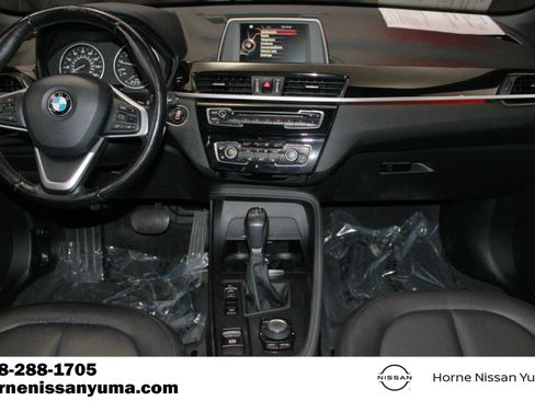 Used 2017 BMW X1 xDrive28i w/ Premium Package AWD/4WD image 10